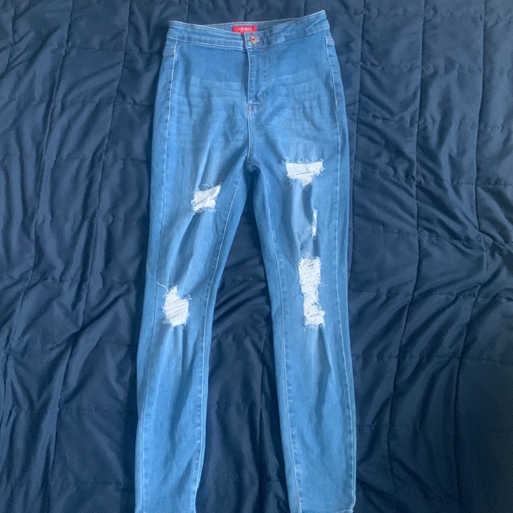 GUESS ripped jeans